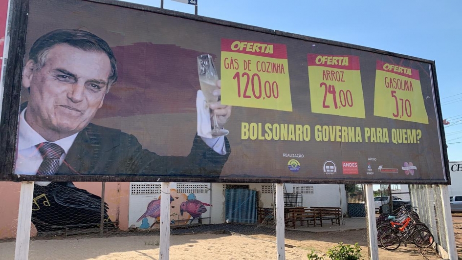 Bolsonaristas demonstram aversão à democracia em Sinop-MT