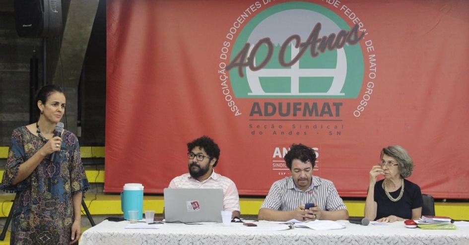 Professores da UFMT avaliam e deliberam sobre desdobramentos do recurso apresentado ao Consepe, recomposição da Comissão de Ética do sindicato, entre outros