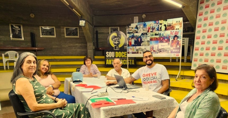 GTSSA e Diretoria da Adufmat-Ssind caminham para a conclus&atilde;o da proposta de Pol&iacute;tica de Aten&ccedil;&atilde;o &agrave;s e aos Servidores P&uacute;blicos Aposentados da UFMT