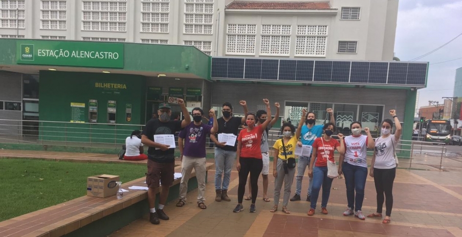 No dia dos professores... educar para a revolução!