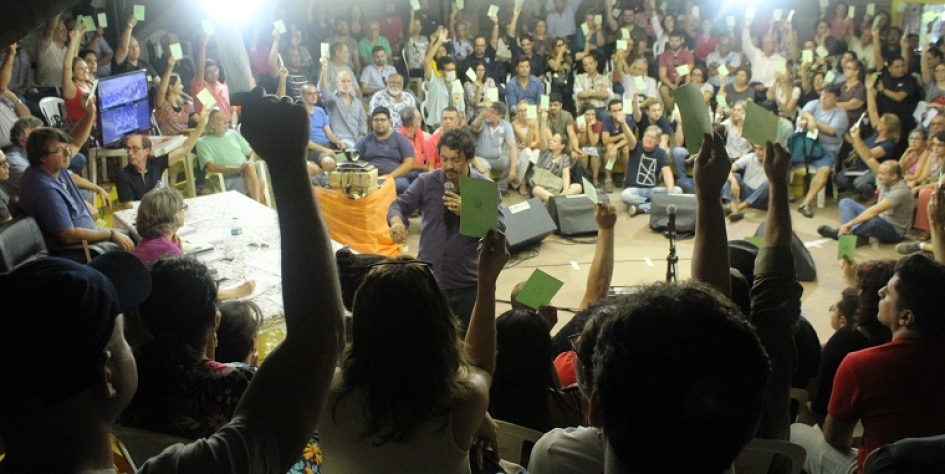 Professores da UFMT não deflagram greve e suspendem discussão sobre indicativo