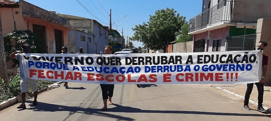 Com a maior taxa de analfabetismo do Centro-Oeste, Mauro Mendes segue fechando escolas em Mato Grosso