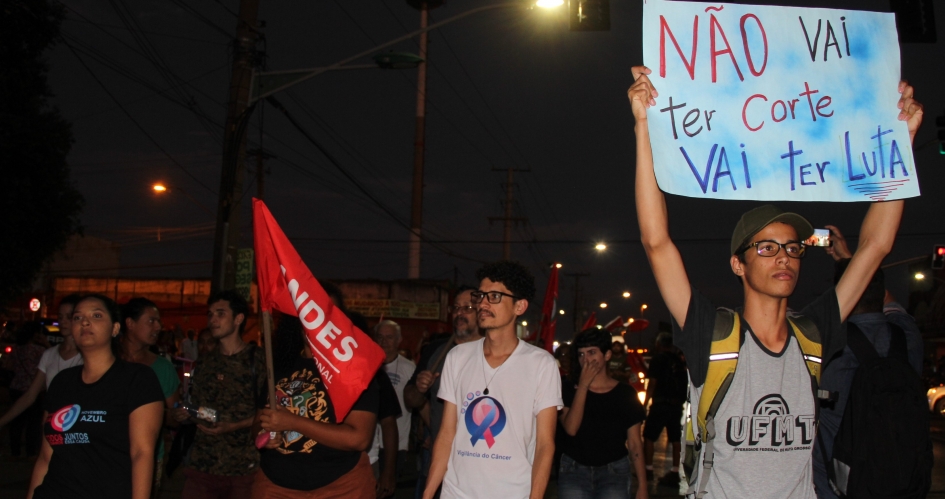 UFMT protesta contra sugestões de intervenção e privatização da universidade pública