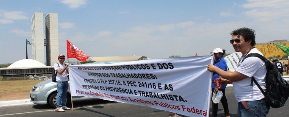 Jornada de lutas em Brasília abre caminho para a construção de uma greve geral