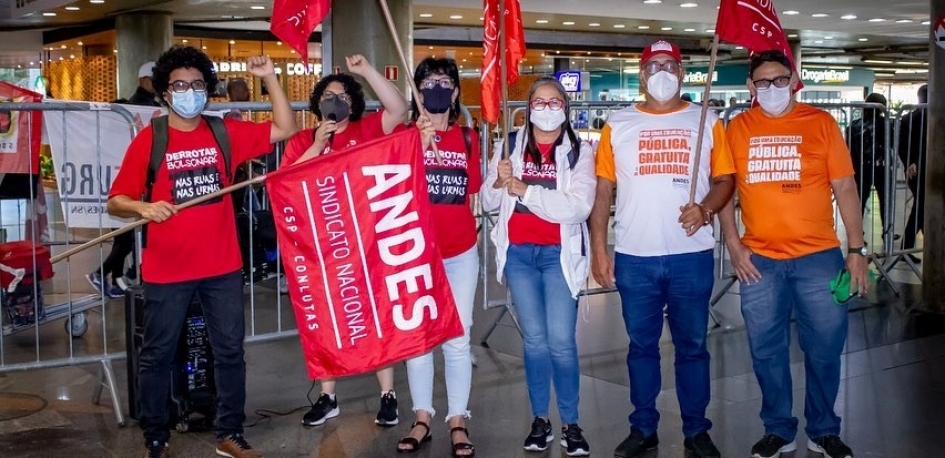 Servidoras e servidores seguem em luta para garantir recursos para reajuste em 2023