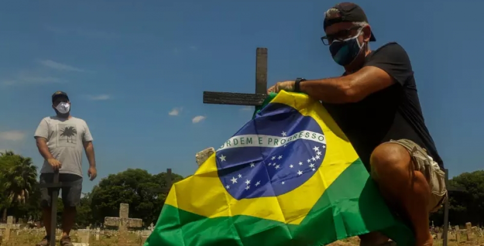 Brasil enfrenta o pior momento da pandemia após um ano de declaração da OMS