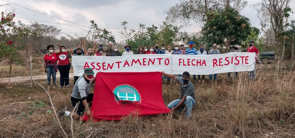 P.A. Flexas: ameaça e resistência a poucos quilômetros da “capital do Agronegócio”