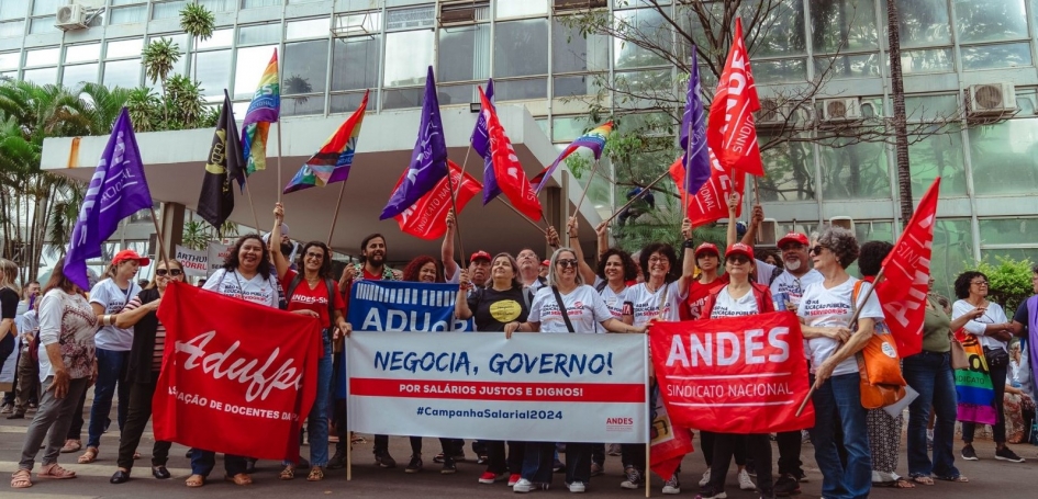 Reunião no MGI sobre carreira não avança e governo continua sem apresentar propostas