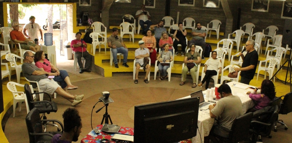 Em assembleia geral, Adufmat-Ssind elege delegação para o 42º Congresso do Andes-SN e ações sobre a progressão funcional