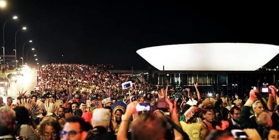 15° Acampamento Terra Livre denuncia política de Bolsonaro que retira diretos dos indígenas