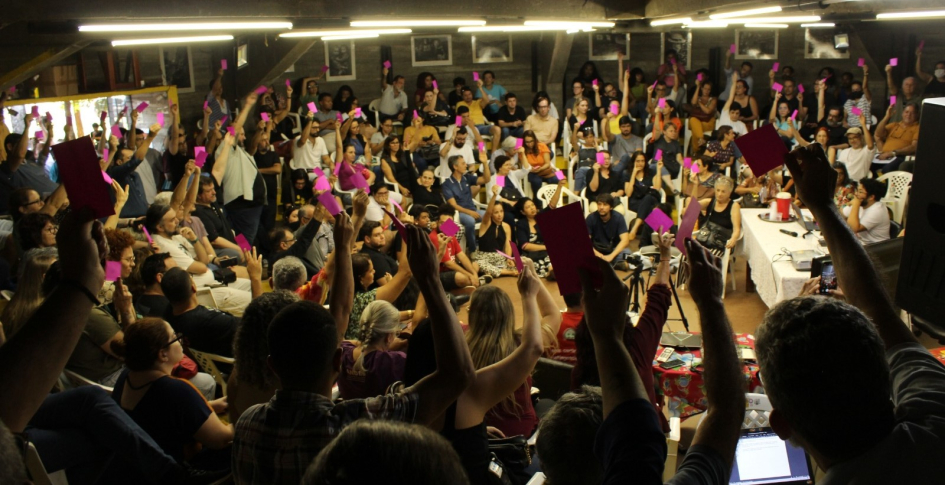 DOCENTES DA UFMT APROVAM GREVE A PARTIR DE SEGUNDA-FEIRA, 20/05