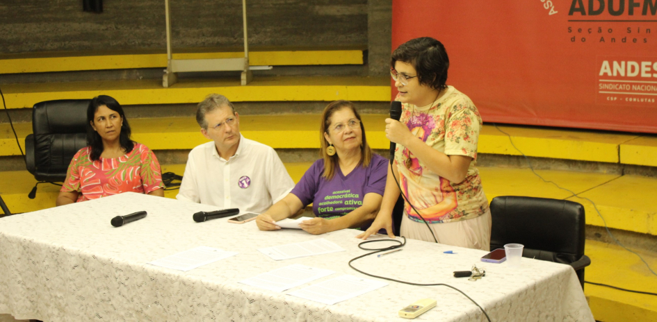 Apenas a Chapa 1 comparece e se compromete com demandas docentes apresentadas pela Adufmat-Ssind em Carta Pública